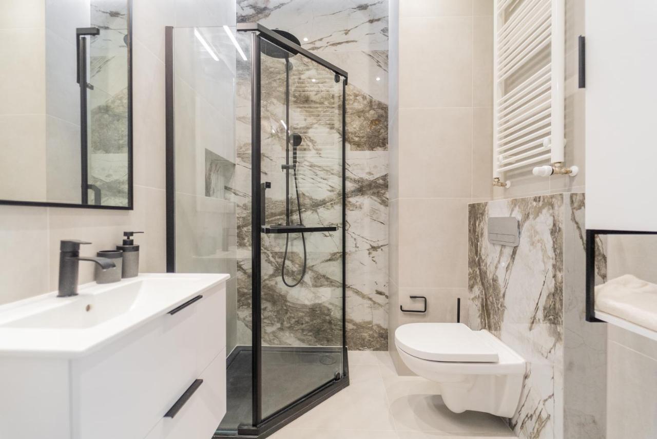 Hanza Tower De Lux Apartament シュチェチン エクステリア 写真